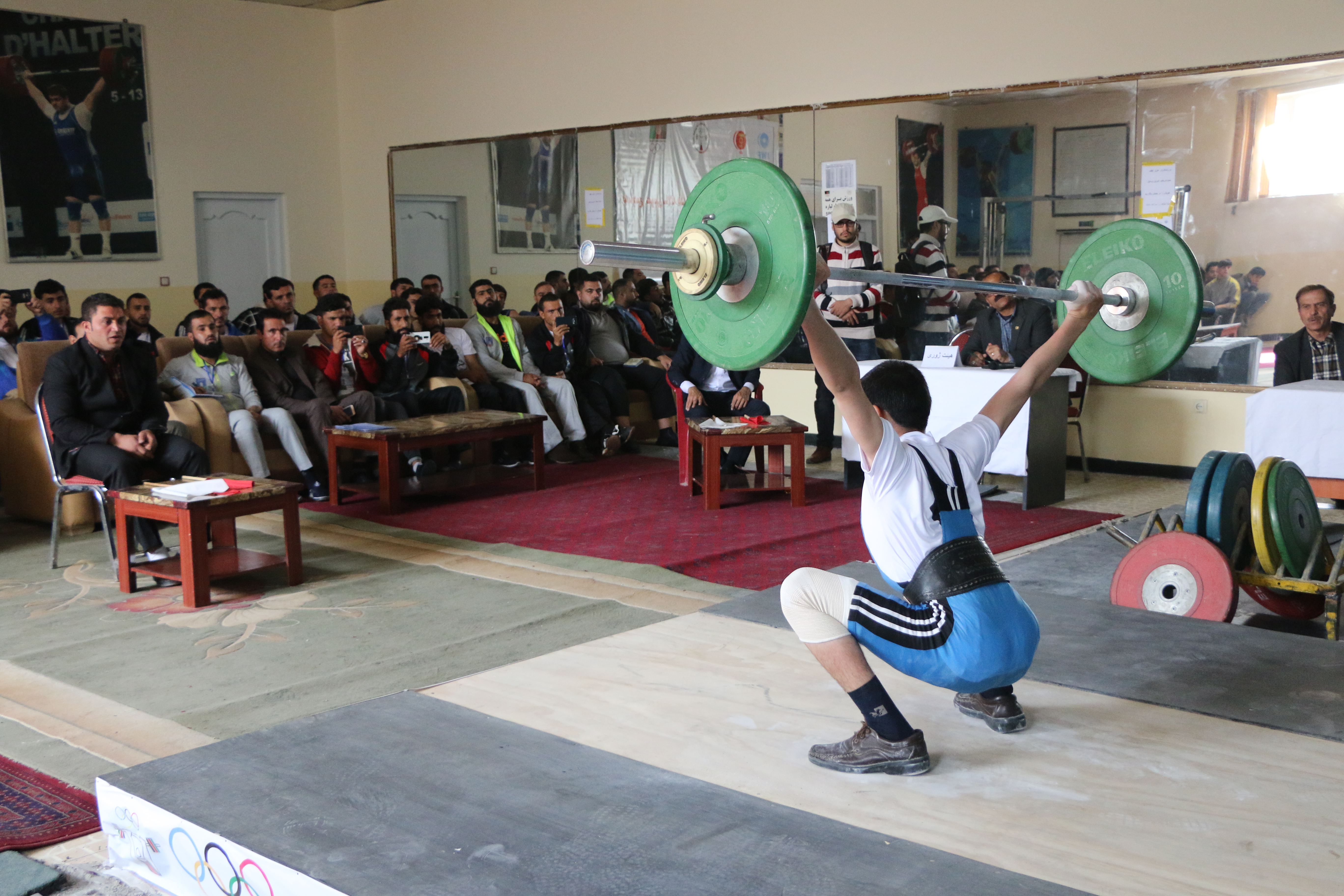 رقابتهای انتخابی تیم ملی وزنه برداری امروز در کابل برگزار شد.