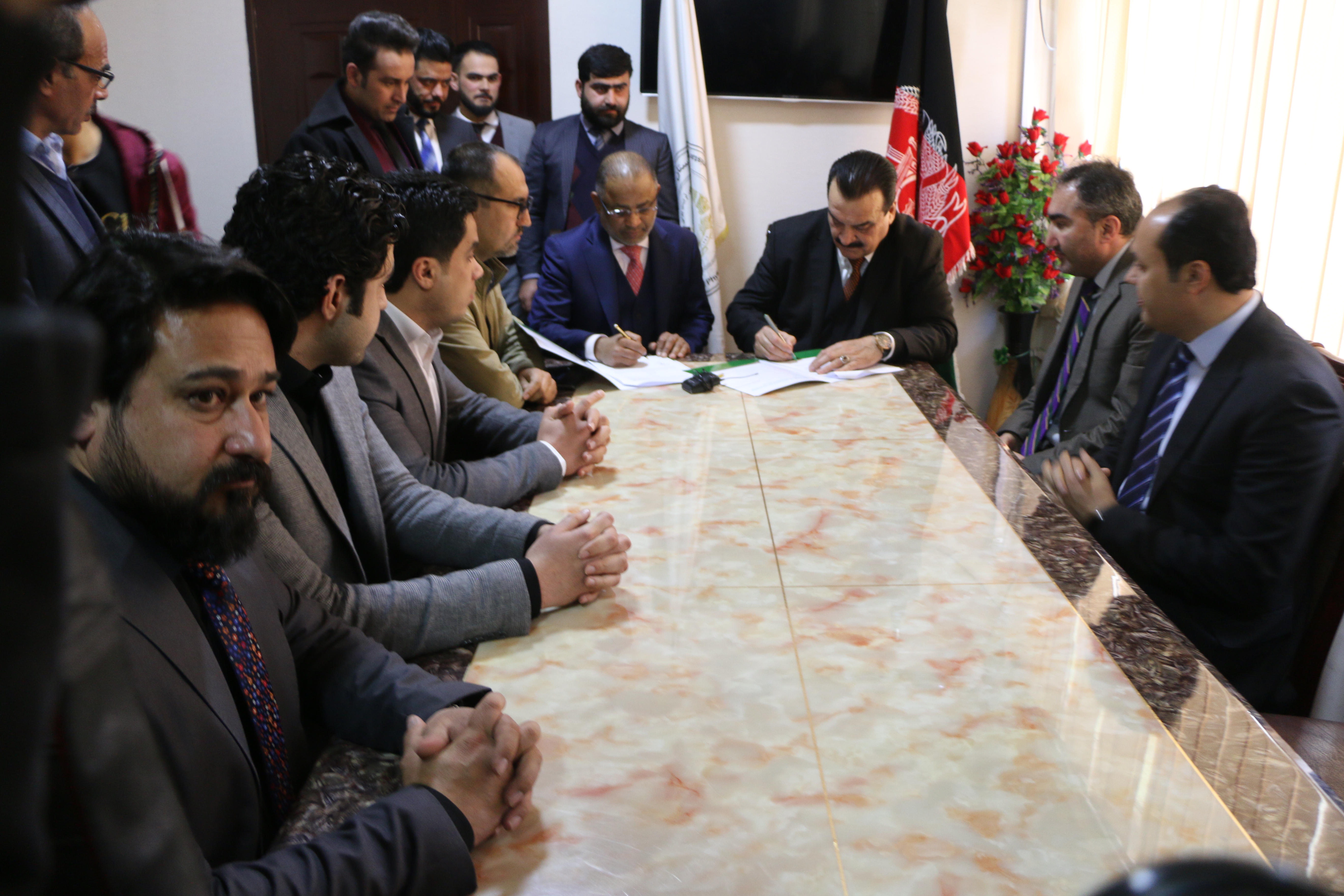 امضای تفاهمنامه میان ریاست عمومی تربیت بدنی وورزش و بانک اسلامی در افغانستان