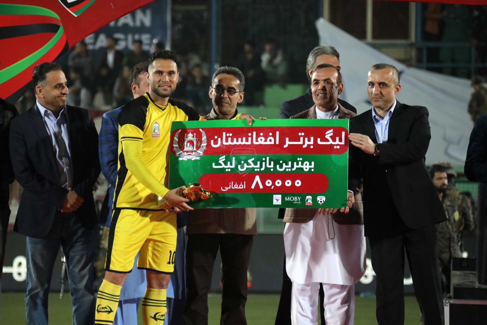قهرمانی شاهین آسمایی در فصل نهم لیگ برتر فوتبال کشور 
