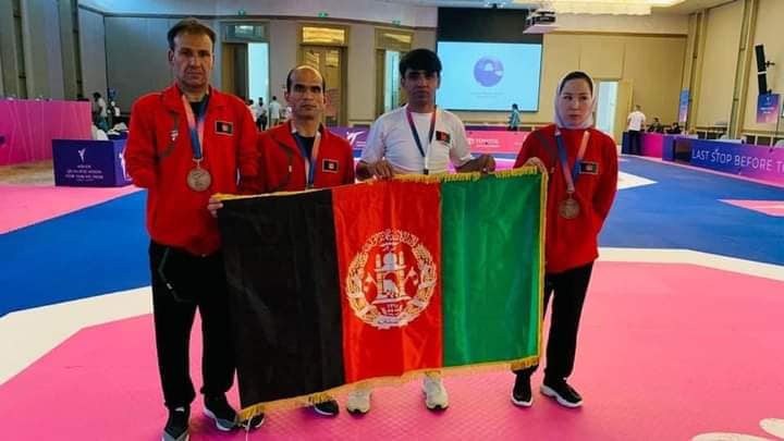 ۳ورزشکار، ۳مدال 