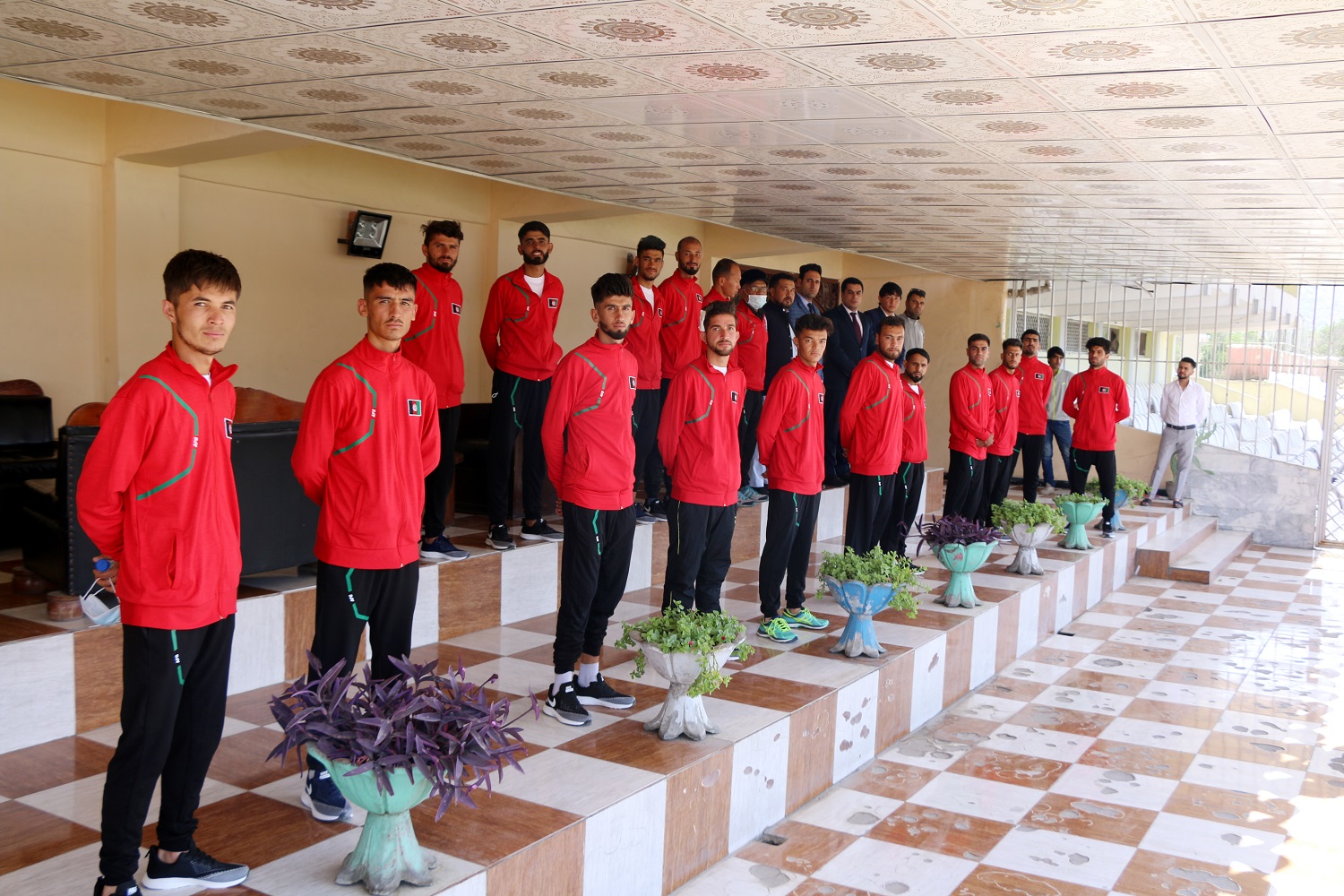 تیم فوتبال ناشنوایان برای کسب سهمیه به بازیهای جام جهانی به ایران رفت.