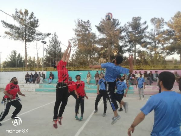 تیم والیبال ولسوالی مارجه ولایت هلمند مقام قهرمانی رقابت های تورنمنت خزانی را کسب کرد۔