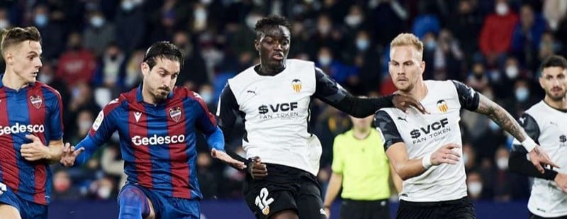 لوانته چهار بر سه مغلوب والنسیا شد