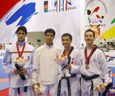 هادی ساعی به عنوان رییس فدراسیون تکواندوی ایران انتخاب شد