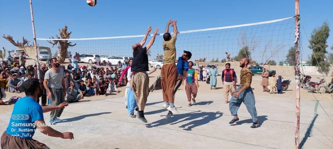 تیم والیبال عظیمی قهرمان رقابتهای ولسوالی گرم سیر شد