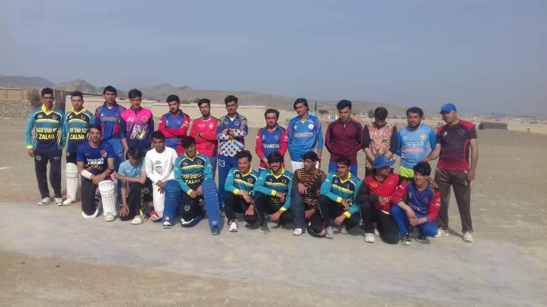 خوست؛ تیم جوانان نادرشاه کوت قهرمان رقابت های ۲۰ آوره کرکت شدند
