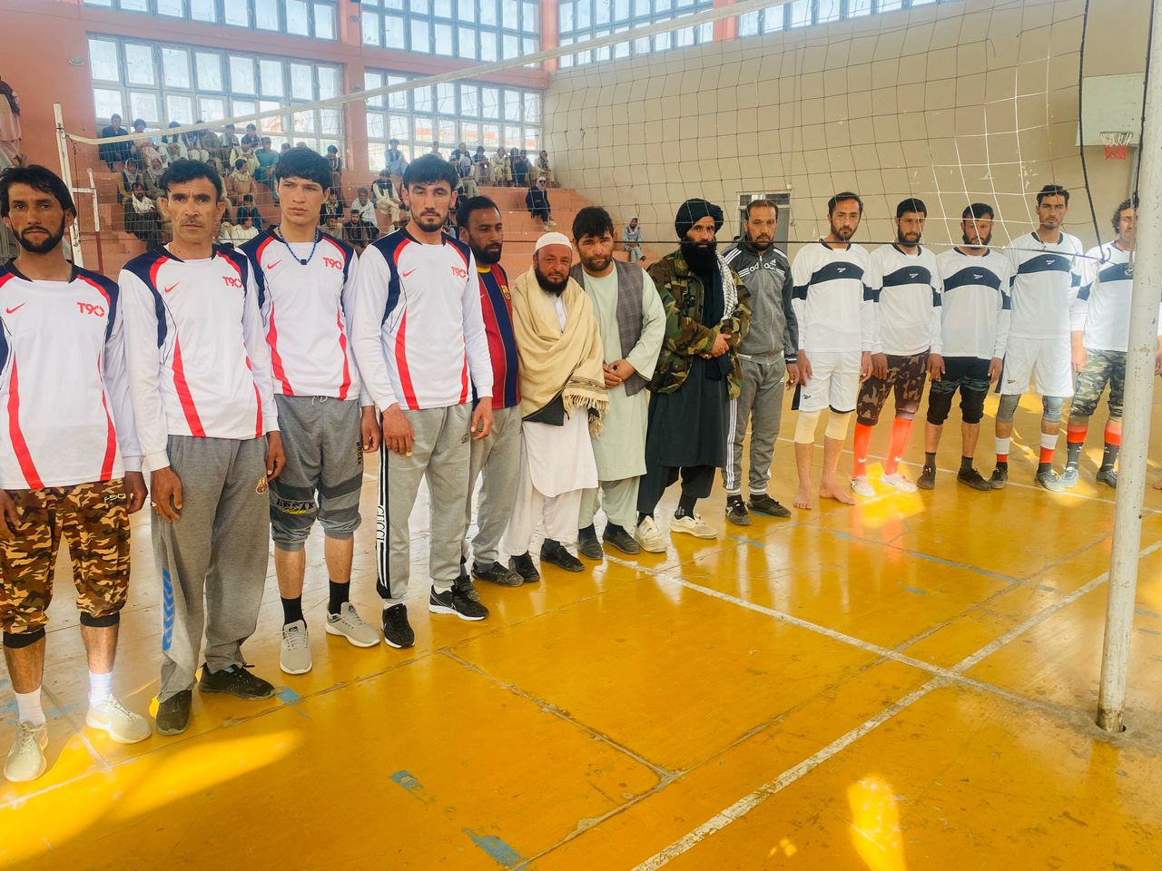 په غزني ولایت کې د والیبال سیالۍ پیل شوې