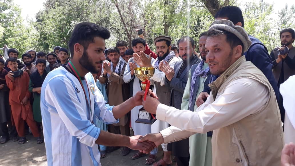 کاپیسا : تیم جوانان نجراب قهرمانی رقابت های جام رمضانی والیبال گردید.