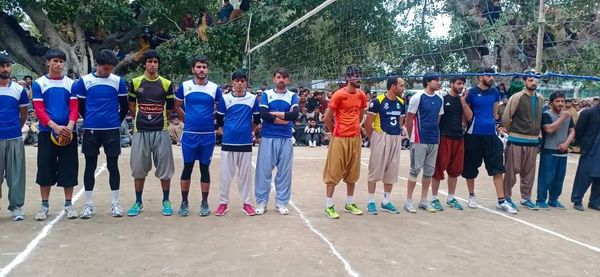 کنړ کې د والیبال تمریناتي کمپ پای ته ورسېد