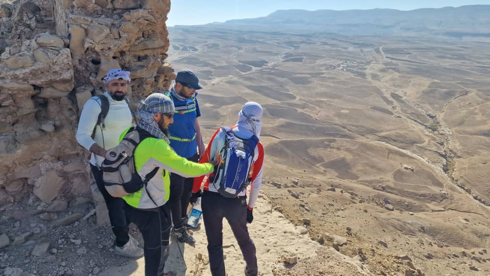 سفر کوهنوردان ولایت هرات به قلعه‌ی تاریخی نریمان در ولایت بادغیس