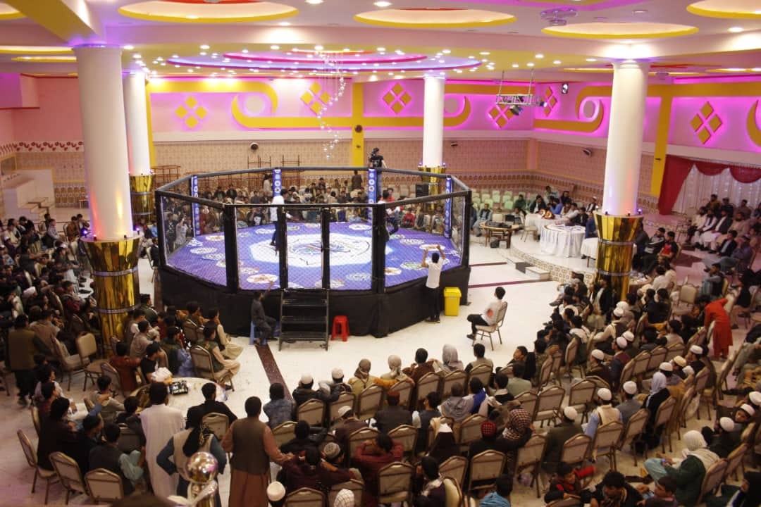 په هرات کې د رزمي ورزشونو فدراسیون کيک بوکس بېلابېلو سبکونو ترمنځ سيالۍ ترسره شوې