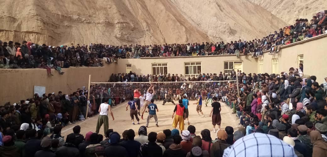 د باميانو ولايت په کهمرد ولسوالۍ کې د واليبال سيالۍ د "جوانان لغکي" لوبډلې په اتلولي پاى ته ورسېدې