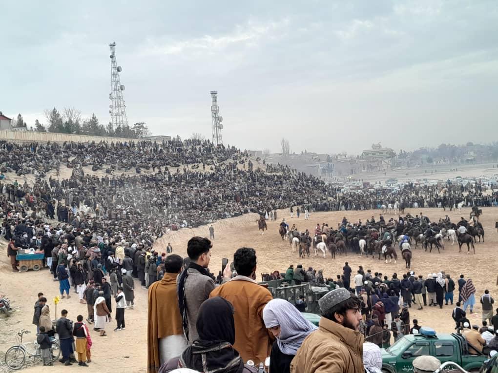 د کندز د مرکز او ولسوالیو د پهلوانانو ترمنځ د وزلوبې اوونیزې سیالۍ وشوې