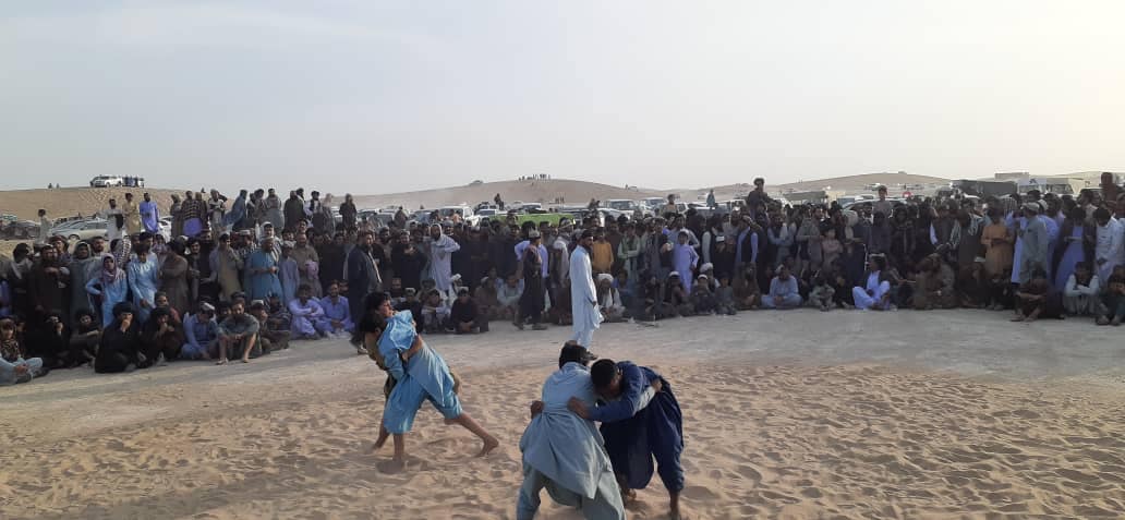 په نیمروز کې د ۲۵ پهلوانانو ترمنځ د غېږنیونې سیالۍ ترسره شوې