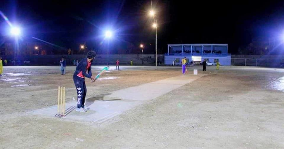 د هلمند ټېپ بال کرکټ رمضان جام سیالیو په دوام تېره شپه درې سیالۍ ترسره شوې