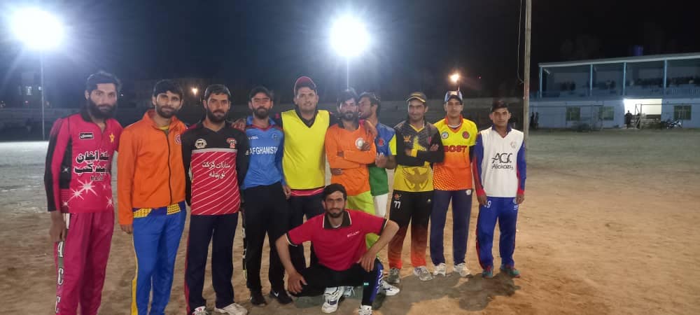 په هلمند کې د ټېپ بال کرکټ د رمضان جام سیالیو په دوام پرون هم درې سیالۍ ترسره شوې