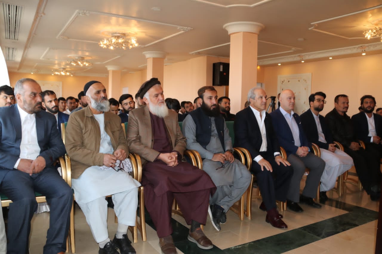 په کابل کې د جودو روزونکو او لوبڅارانو ته د دوو بهرنیو روزونکو له خوا درې ورځنى ښوونيز سيمنار پيل شو