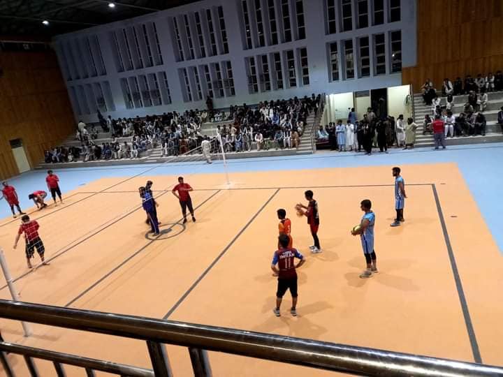 په لغمان کې د واليبال رمضان جام سيالۍ پيل شوې