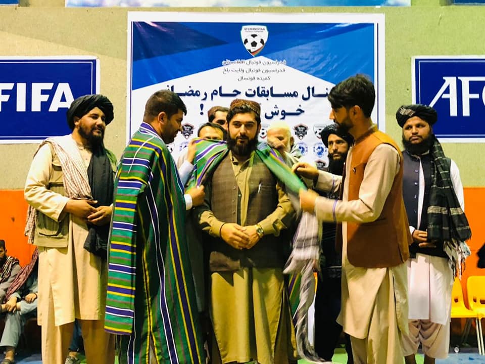 بلخ؛د فوټسال رمضان جام سیالۍ د قناعت ټکنالوژي لوبډلې په اتلولۍ پای ته ورسېدې