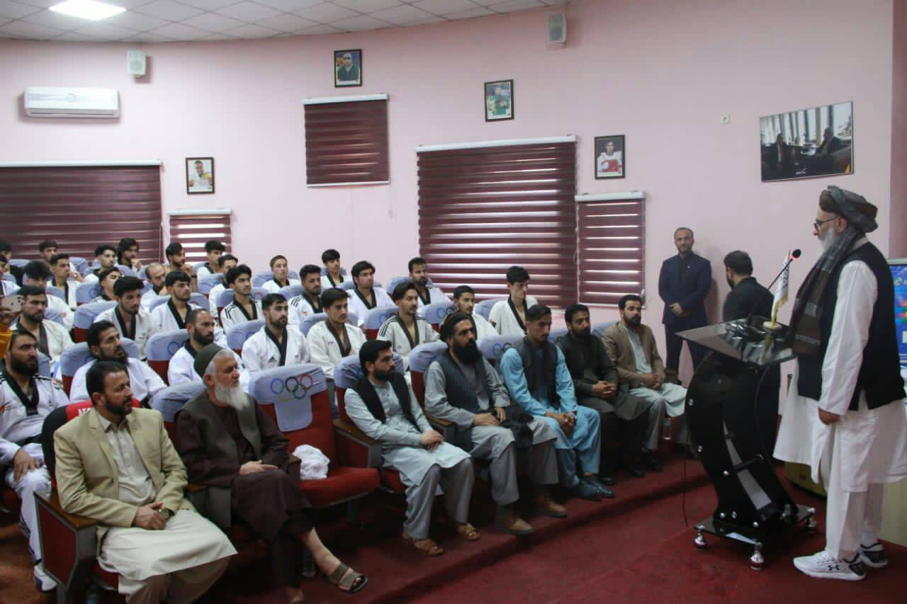 د تکواندو ملي فدراسیون ۲۲۰ تکواندوکارانو ته د کوکي وان نړیوال سازمان سندونه ورکړل
