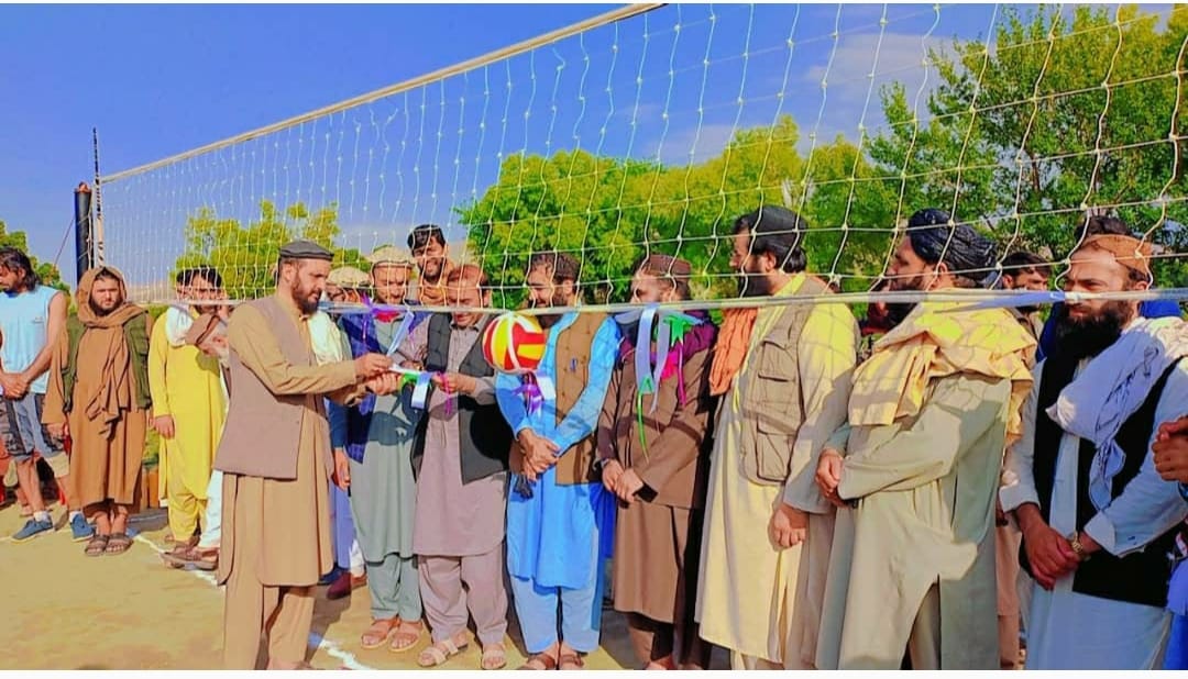 ننګرهار؛ په پچيراګام ولسوالۍ کې د ۱۶ لوبډلو ترمنځ د واليبال سيالۍ پيل شوې