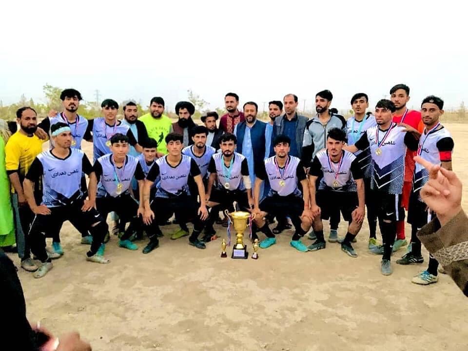 بلخ؛ شاهین دهدادي لوبډلې د دهدادي ولسوالۍ د فوټبال سیالیو اتلولي وګټله