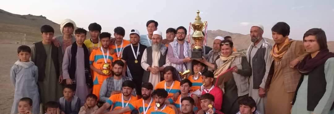 غزني؛ شهید پرور مهمند لوبډلې د جغتو ولسوالۍ د فوټبال سیالیو اتلولي وګټله