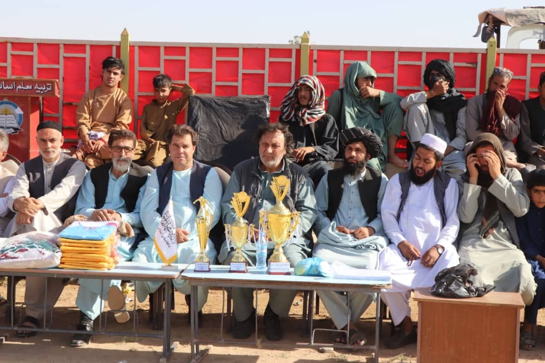 تیم عقاب زاول قهرمان رقابتهای فوتبال ولسوالی شیندند هرات گردید