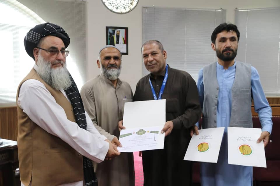 د المپيک ملي کمېټې او سپورټ عمومي رييس د سنوکر فدراسيون له استازو سره وکتل