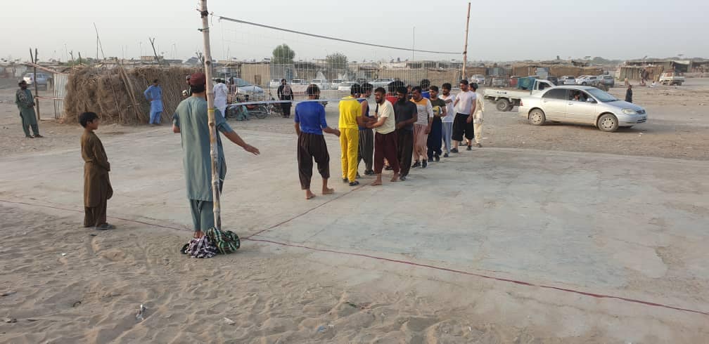 هلمند؛ په ګرمسېر ولسوالۍ کې د اتو لوبډلو ترمنځ د والیبال ګروپي سیالۍ پیل شوې