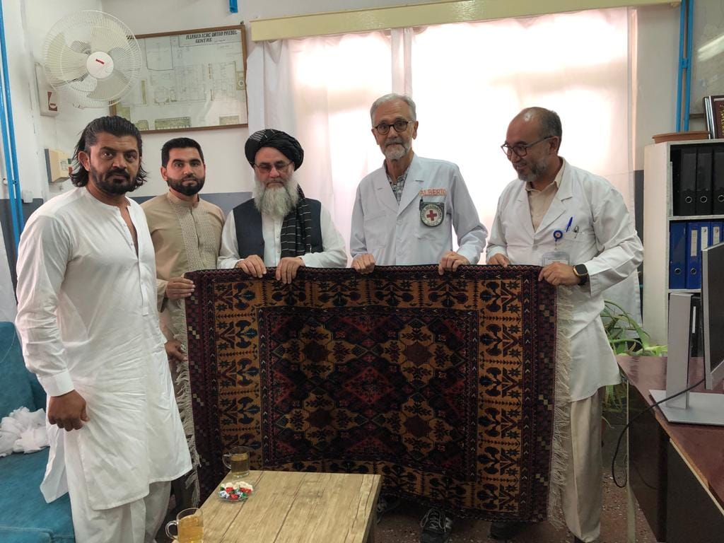 رییس عمومی کمیته ملی المپیک و ورزش کشور عبدالودود حقانی با رییس بین المللی صلیب سرخ افغانستان دیدن کرد