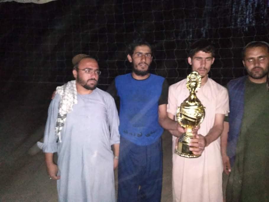ميدان وردګ؛ د ۲۰ لوبډلو ترمنځ د واليبال سياليو اتلولي شهباز خان لوبډلې خپله کړه