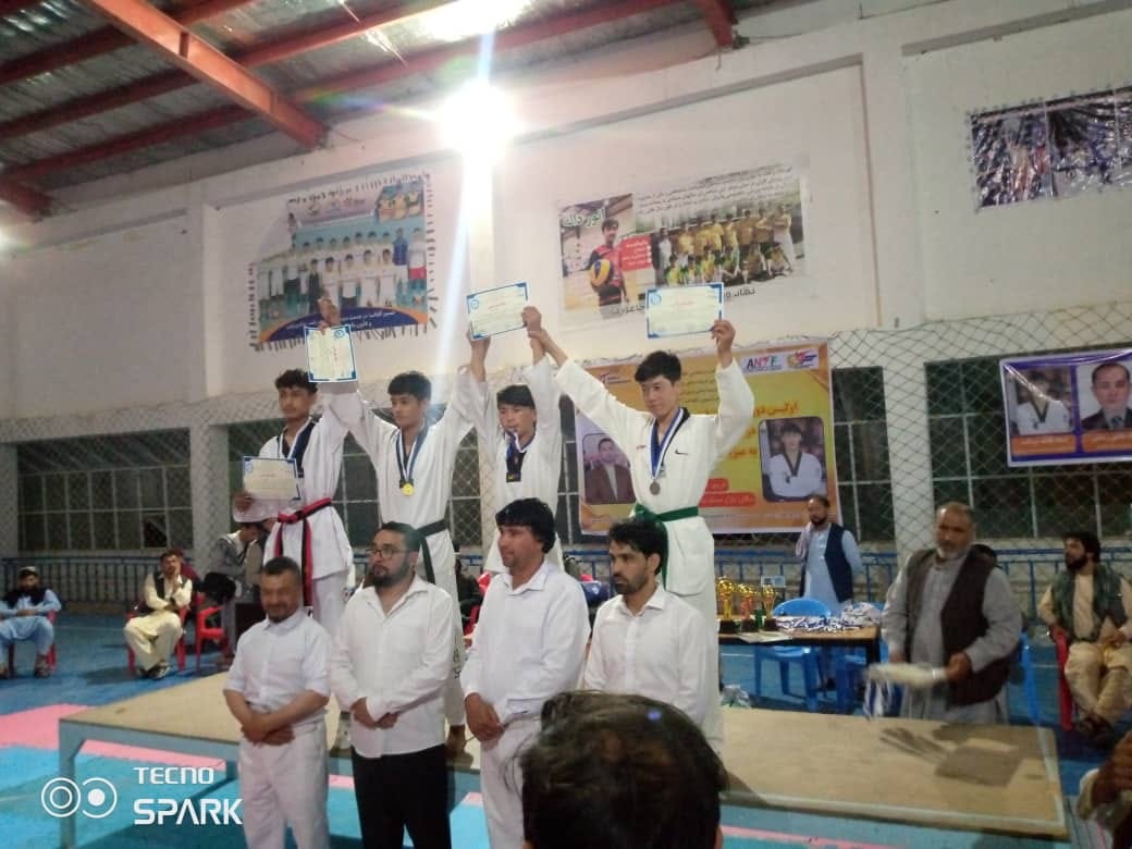 غزنی؛ نخستین دور رقابت‌های یک روزه‌ی اوپن تکواندوی WTF میان ۱۰۰ ورزشکار در ولسوالی جاغوری برگزار شد