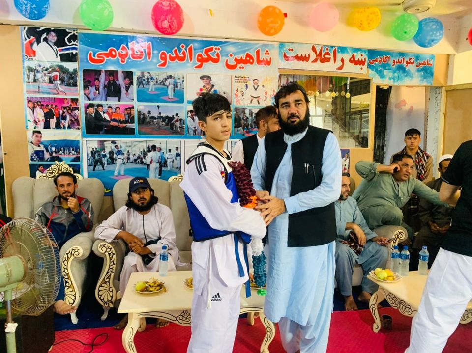 په ننګرهار کې د امريکايي ښکېلاک د ماتي او ا.ا د بريا دويمي کليزي په وياړ ورزشي نمايشونه ترسره شول