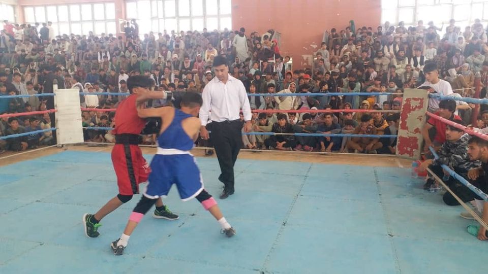 مسابقات بوکسنگ بین ۱۲۴ ورزشکار در ولایت غزنی دایر گردید.