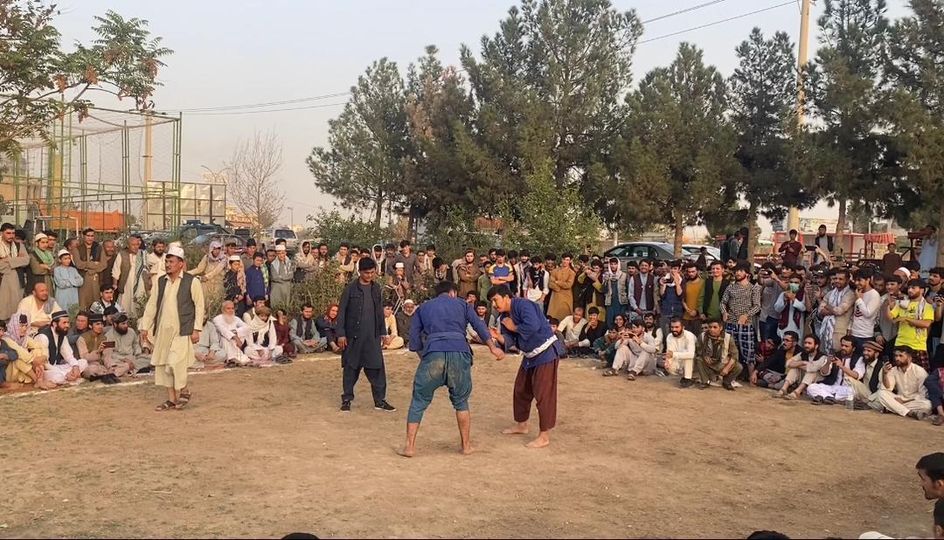 بلخ؛ په مزارشريف ښار کې د ٦٠ ورزشکارانو ترمنځ د کورش دوستانه سيالۍ ترسره شوې