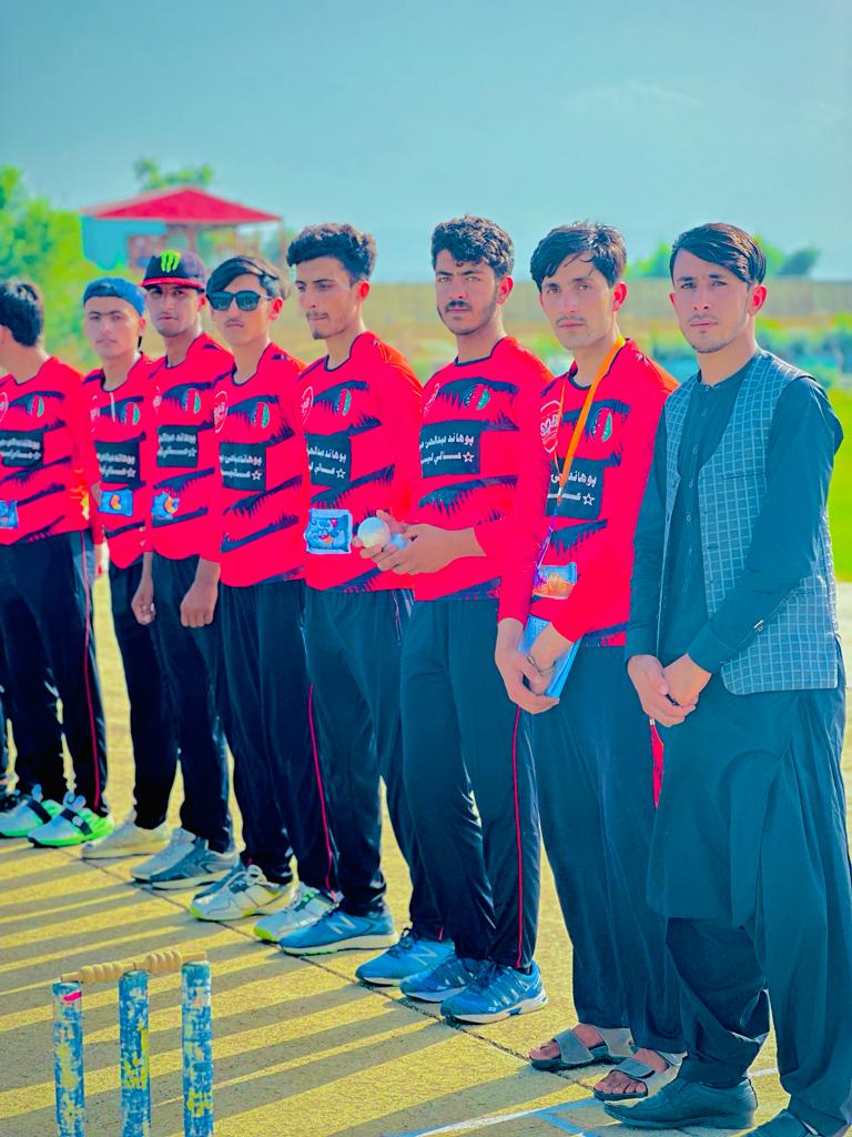 خوست؛ پوهاند عبدالحی حبیبي لېسې لوبډلې د معارف جام کرکت ټېپ بال سیالیو اتلولي وګټله