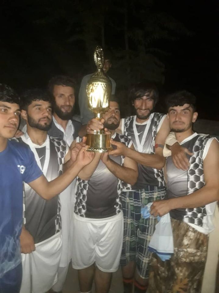 تخار؛ اتحاد لوبډلې د فرخار ولسوالۍ د والیبال سیالیو اتلولي وګټله