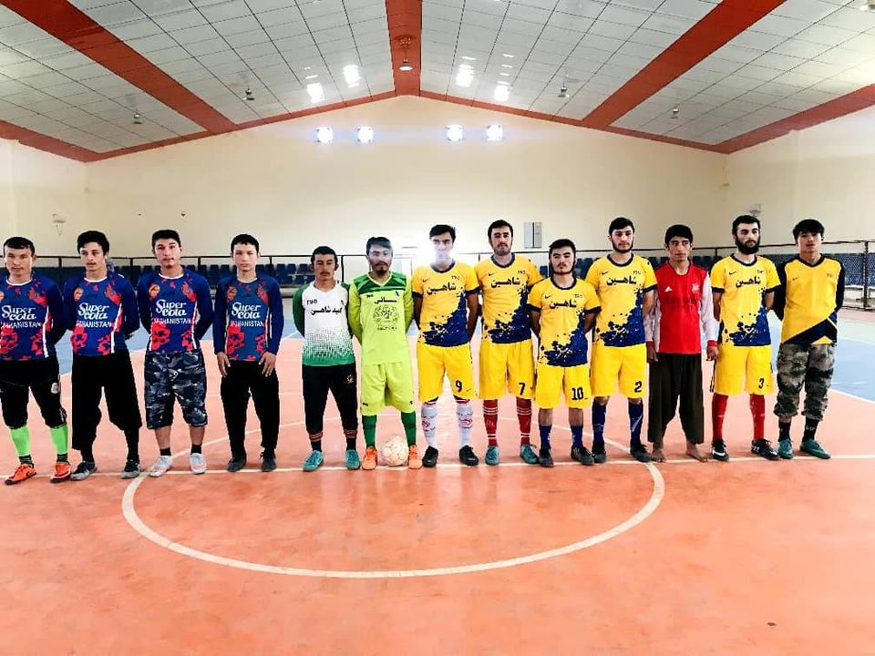 مدرسه خراسان قهرمان رقابت های فوتبال ولایت سمنگان شد