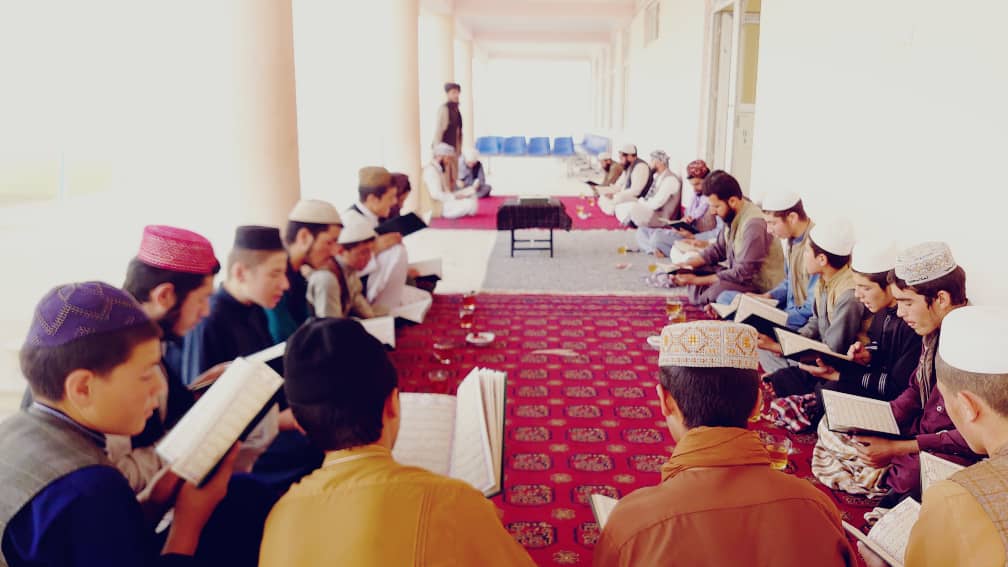 برگزاری ختم قرآن و جمعآوری اعانه برای زلزله زدگان هرات از سوی اداره ورزش چهار ولایت کشور