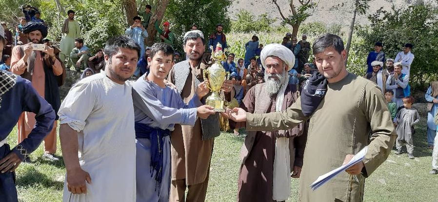 د دایکندی ولایت په کجران ولسوالۍ کې د محلي غېږنیونې سیالۍ پای ته ورسېدې