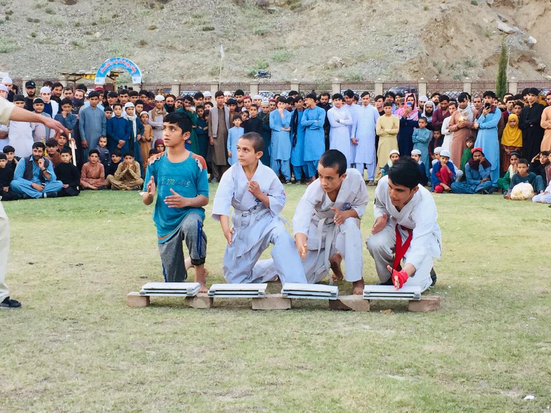کونړ؛ په مرکز اسعد اباد ښار کې د کراټې ورزشکارانو له لوري سيالۍ او ورزشي فايټونه ترسره شول.