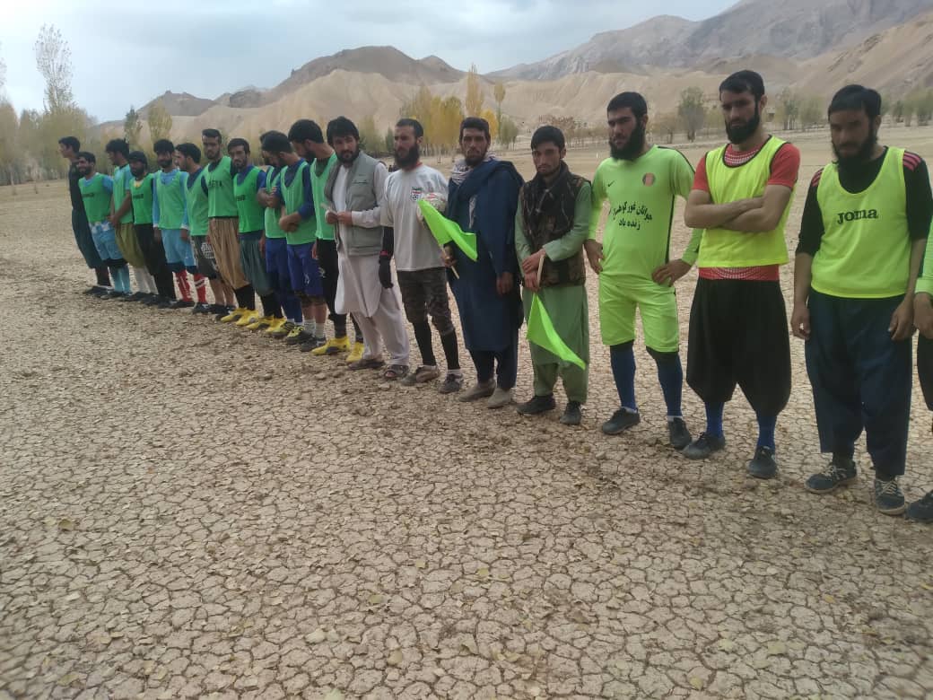 غور؛ په پسابند ولسوالۍ کې د ۱۲ لوبډلو ترمنځ د فوټبال دوستانه لیګ سیالۍ پيل شوې