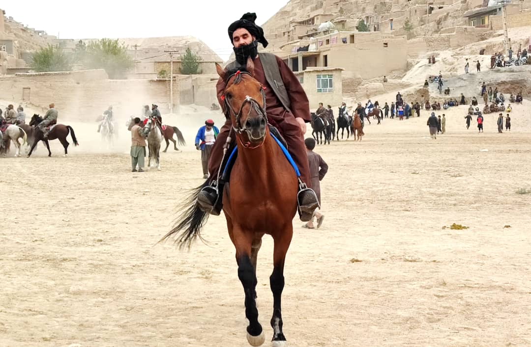 فارياب؛ د ميمنې ښار چاپندازانو ترمنځ د وزلوبې سيالۍ ترسره شوې