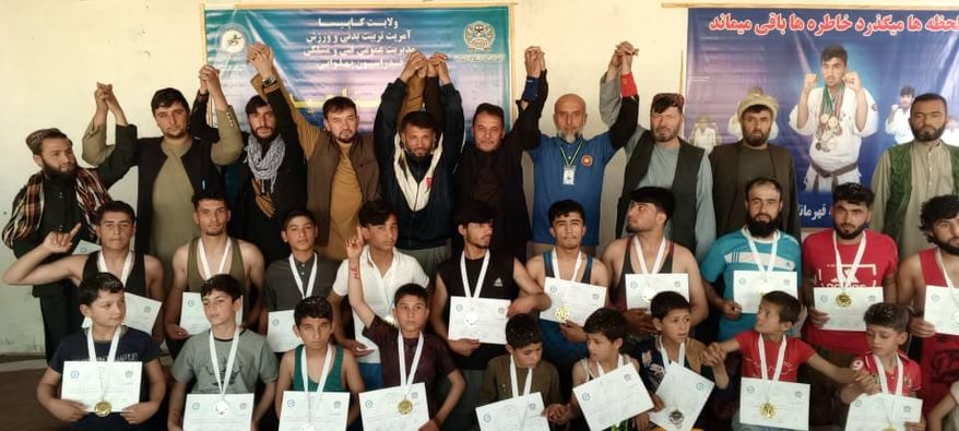 د کاپیسا په مرکز کې د ٣٠ غېږنيونکو ترمنځ د پهلواني سيالۍ ترسره شوې