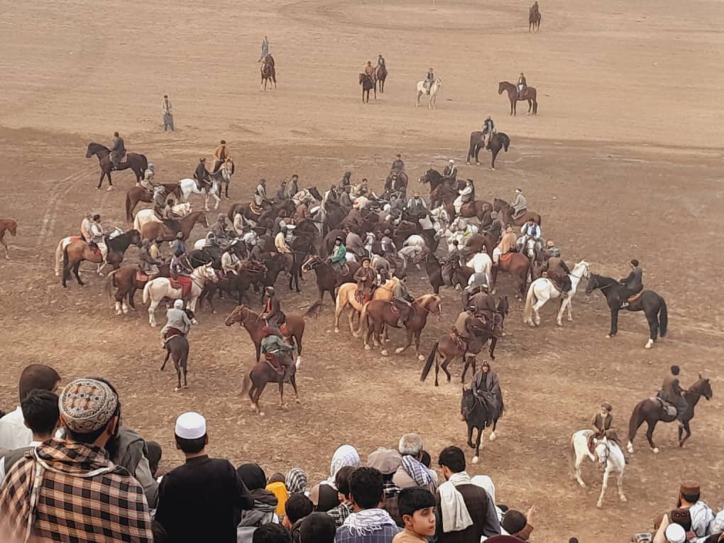 کندز؛ په ددوري ورزشي لوبغالي کې د وزلوبې سیالۍ ترسره شوې