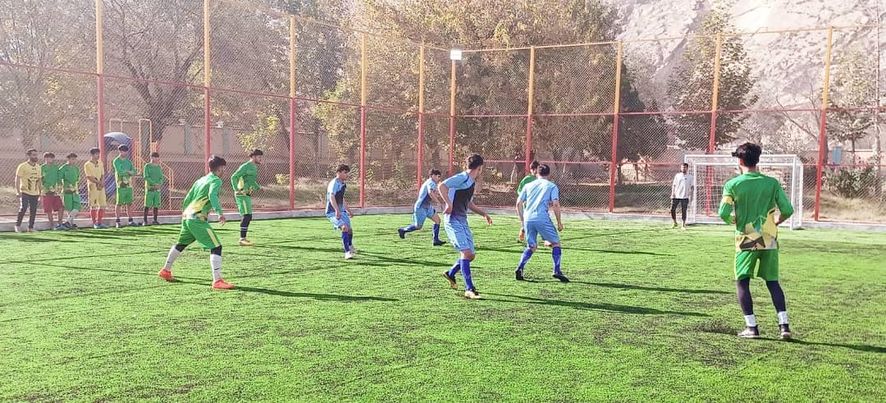 بغلان؛ په پلخمري ښار کې د درې میلیونو افغانیو په لګښت د فوټسال میدان ګټې اخیستنې ته وسپارل شو