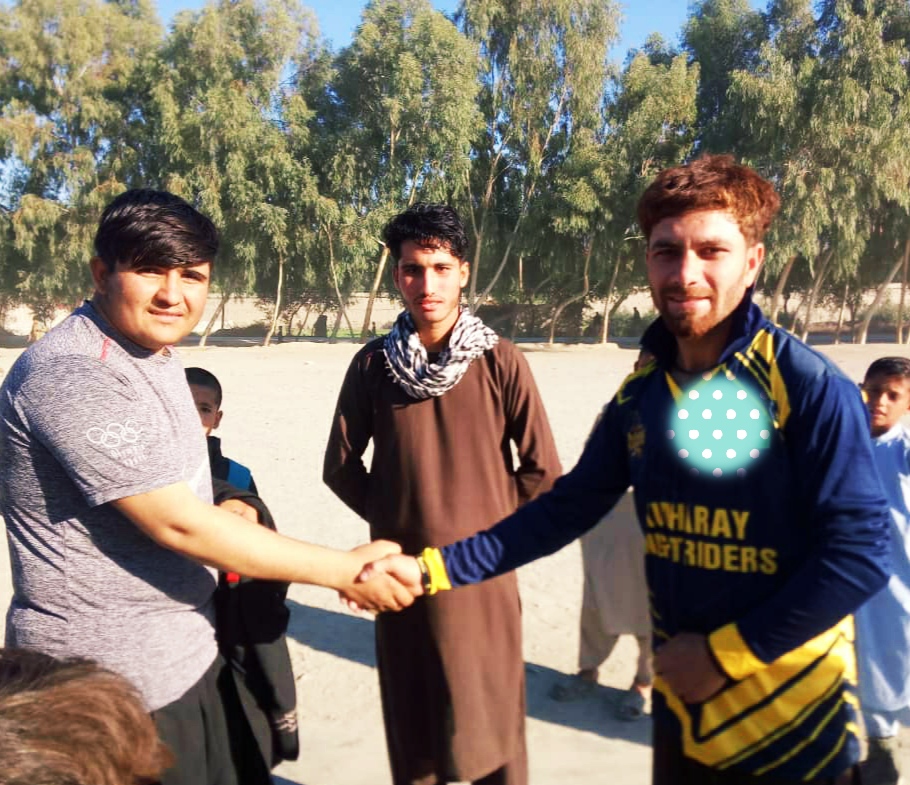 ننګرهار؛ په ښېوه ولسوالۍ کې د ۱۶ لوبډلو ترمنځ د ټېپ بال سیالۍ پیل شوې
