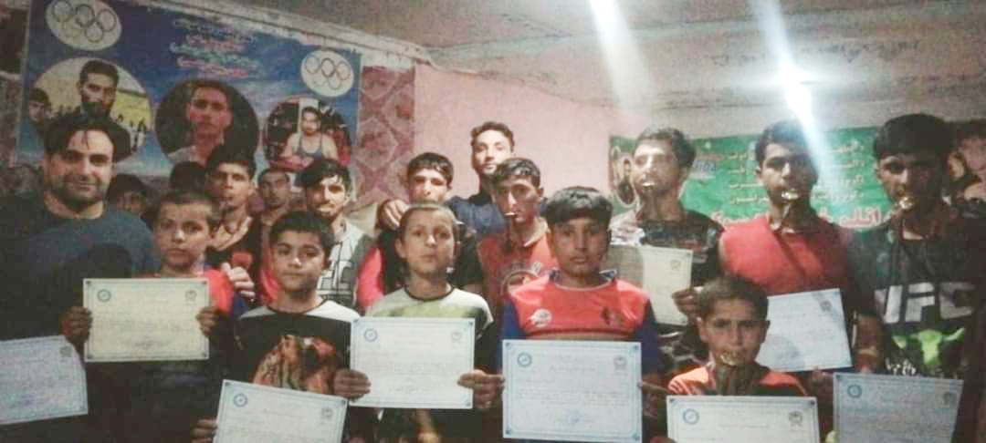 کونړ؛ په څوکۍ ولسوالۍ د ۲۰ ورزشکارانو ترمنځ د بوکس دوستانه سیالۍ ترسره شوې