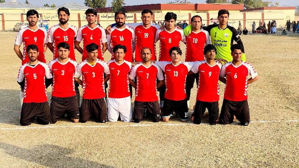 خوست کې د ۵۰ لوبډلو ترمنځ د فوټبال ۳ میاشتنی ټورنمېنټ نبي ورغه لوبډلې وګاټه